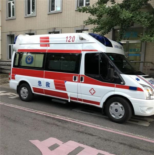 海兴选择我们的救护车出租,开启安心转院之旅